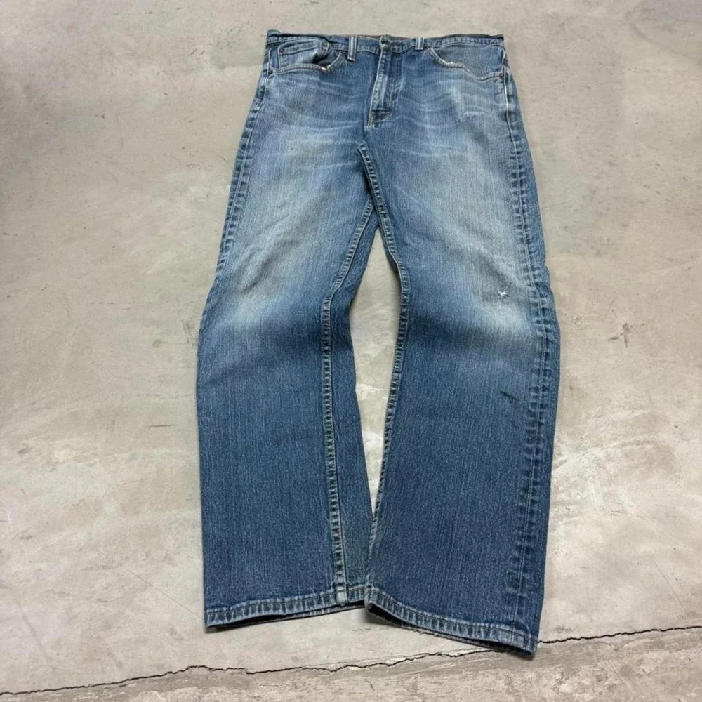 Vintage y2k Levi's 505 Denim Jeans